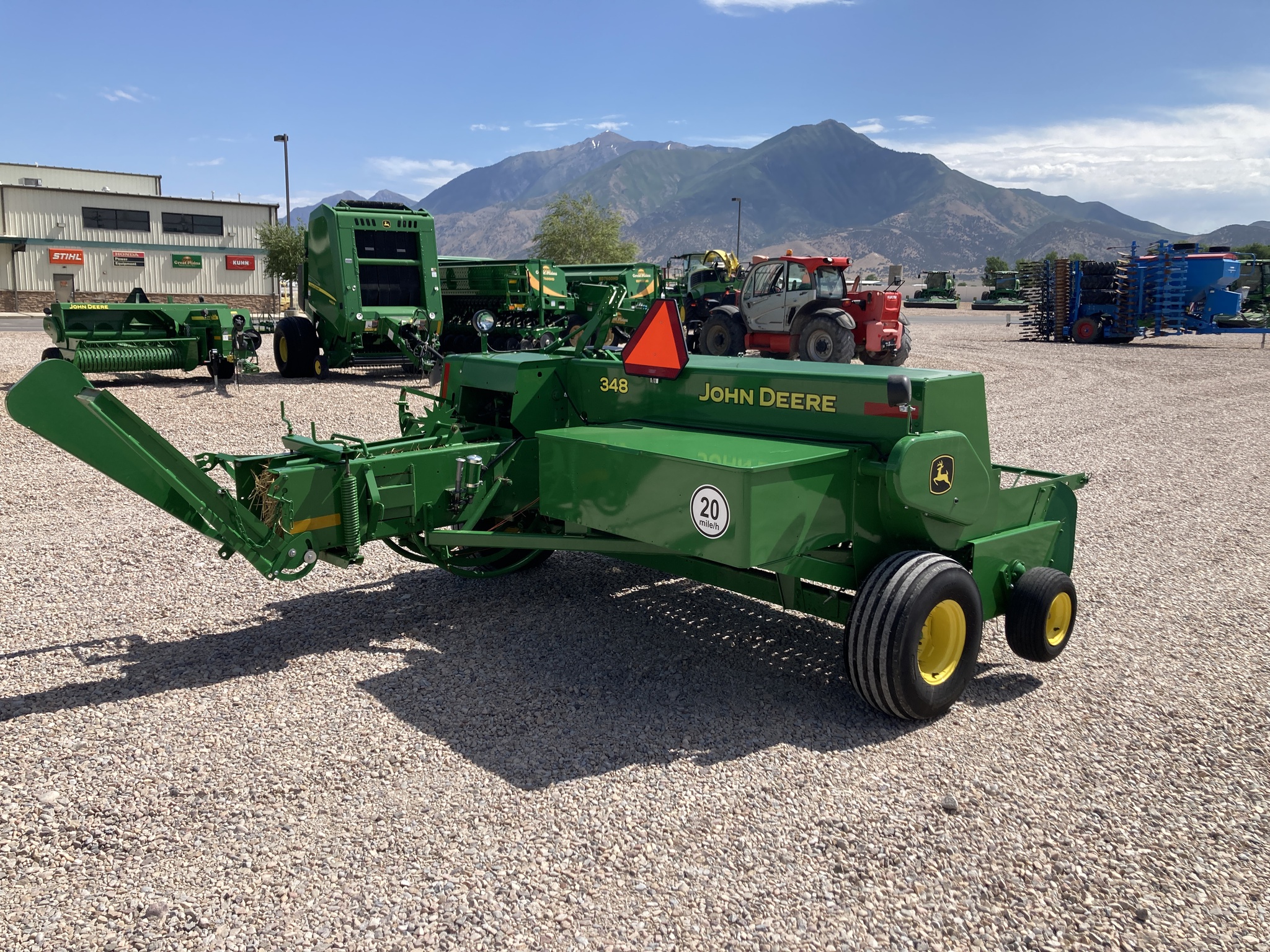 2023 John Deere 348 Image 5