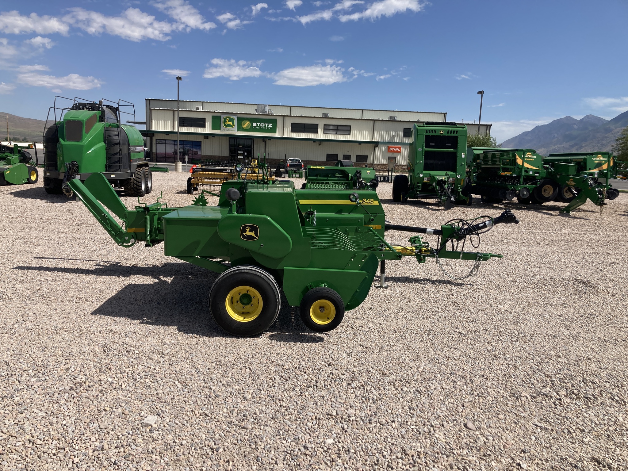 2023 John Deere 348 Image 6