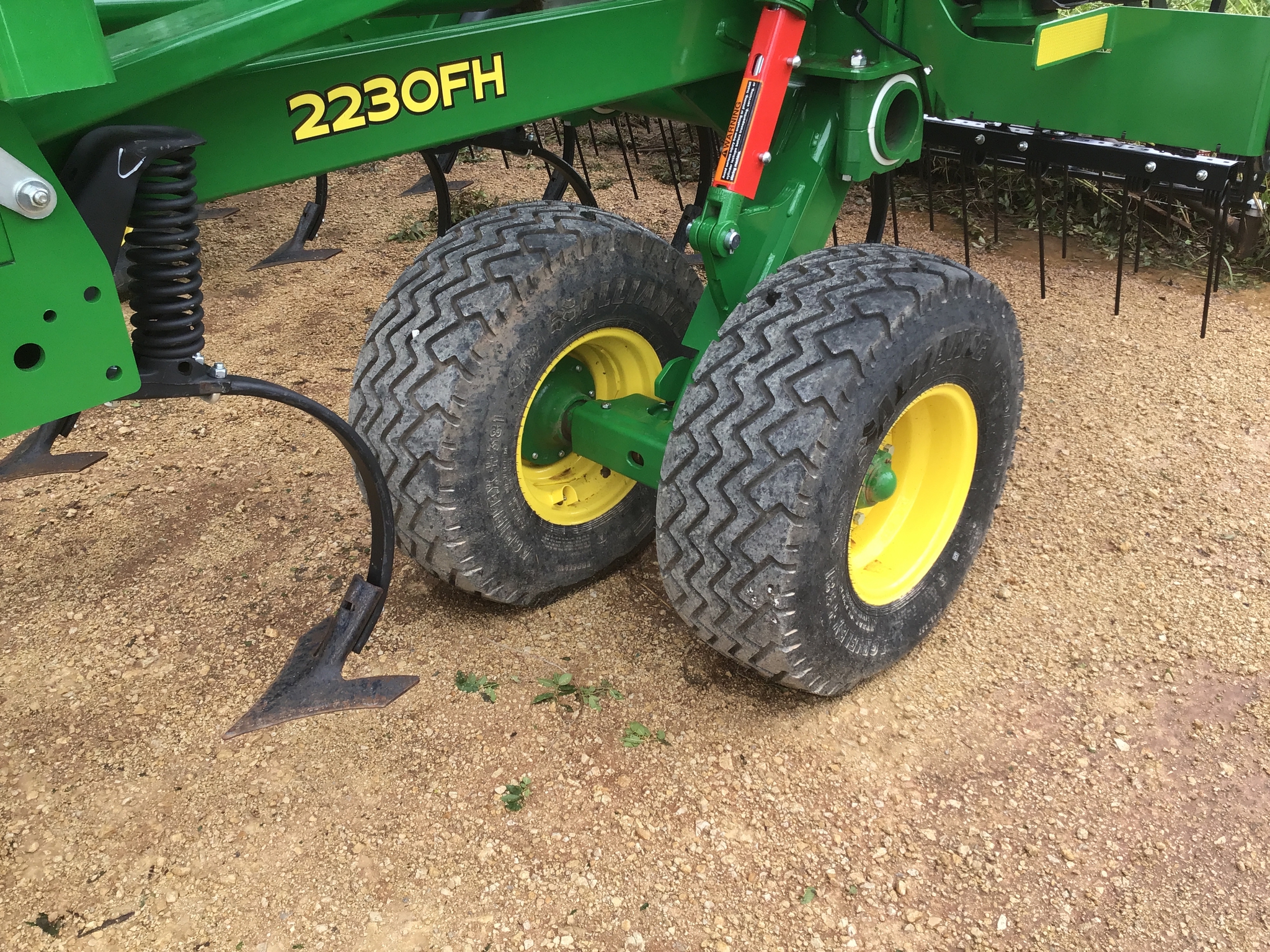 2024 John Deere 2230FH Image 6
