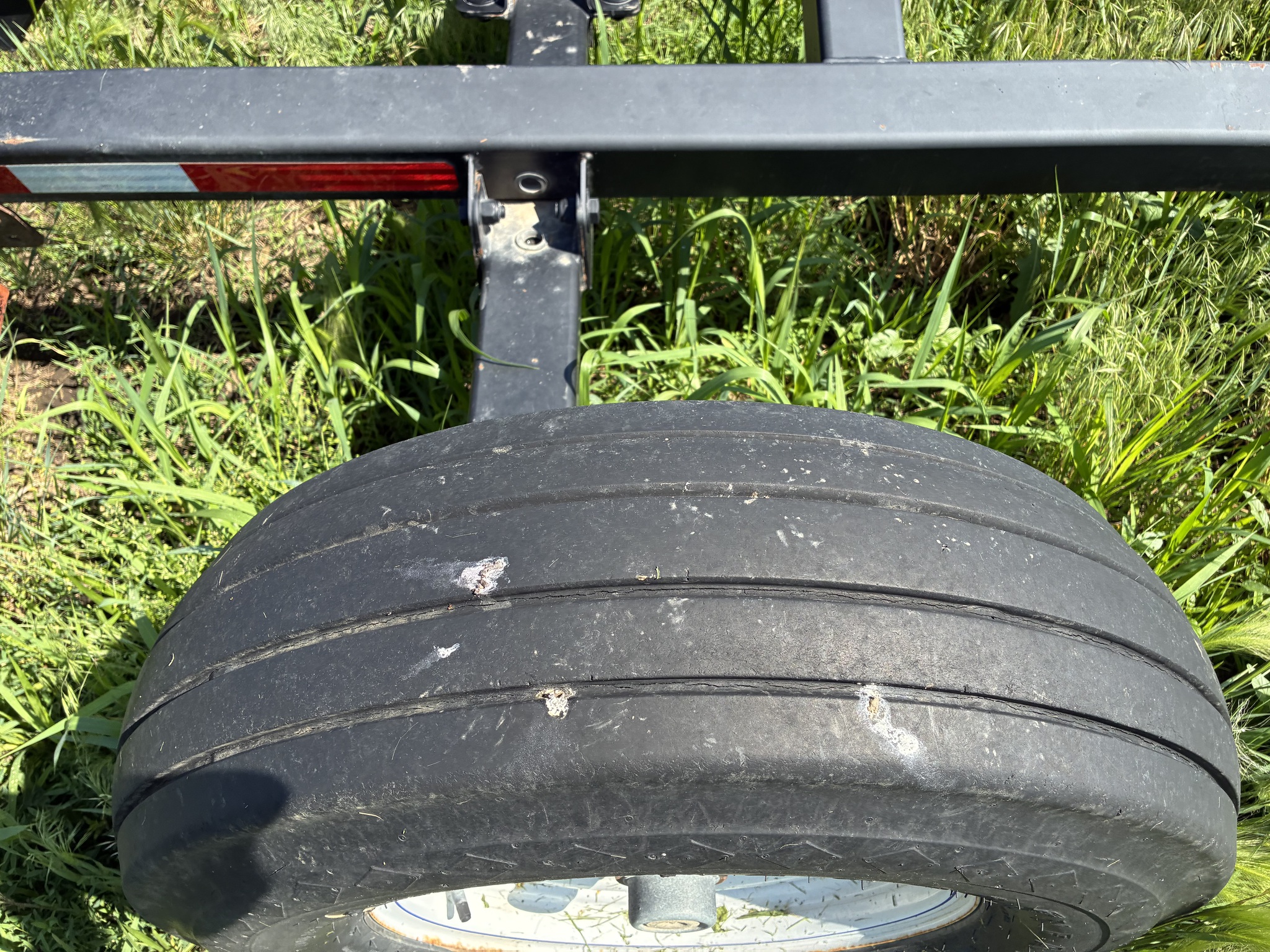 2011 John Deere m38 Image 9