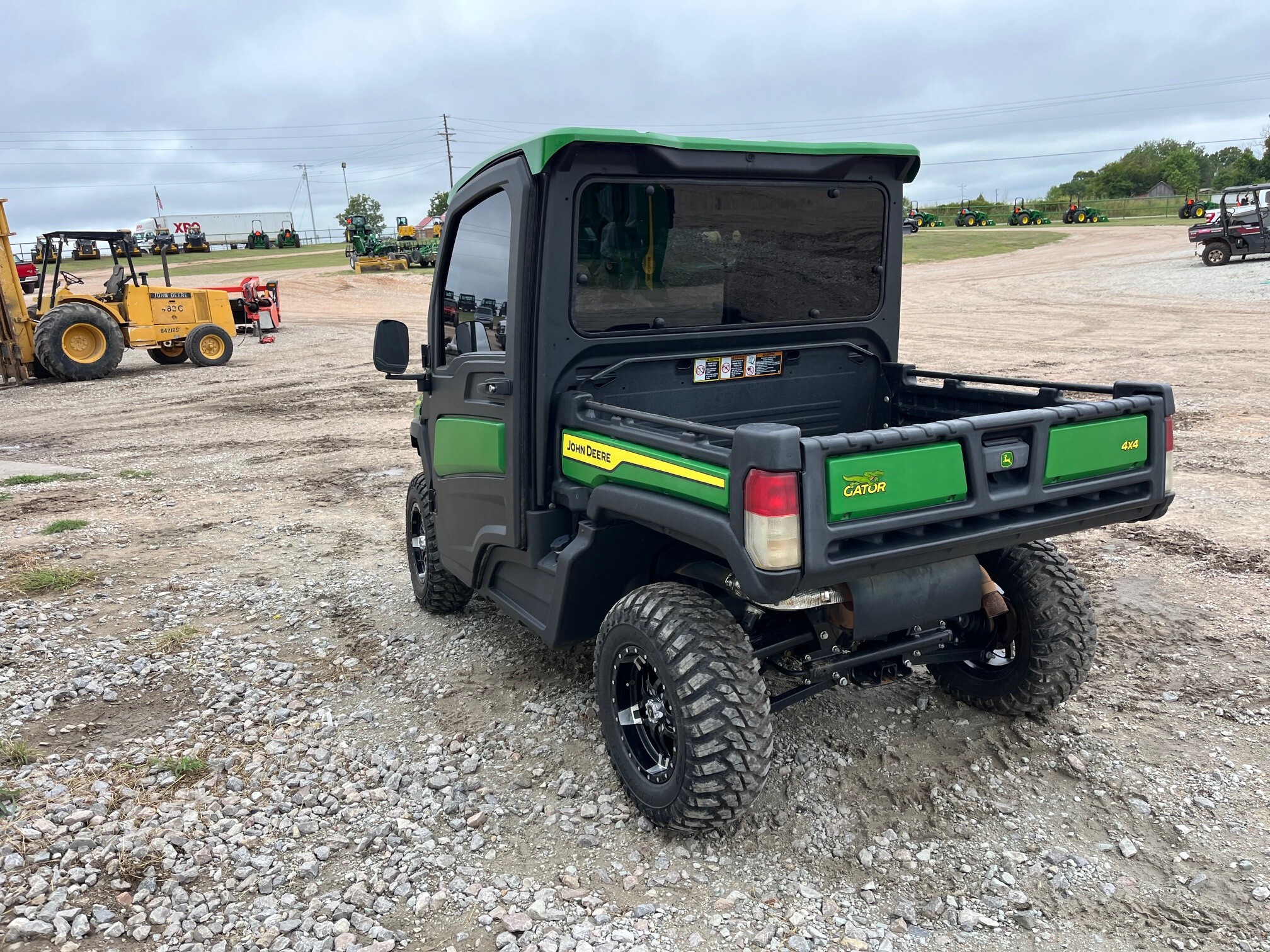 2022 John Deere XUV 835R Image 5
