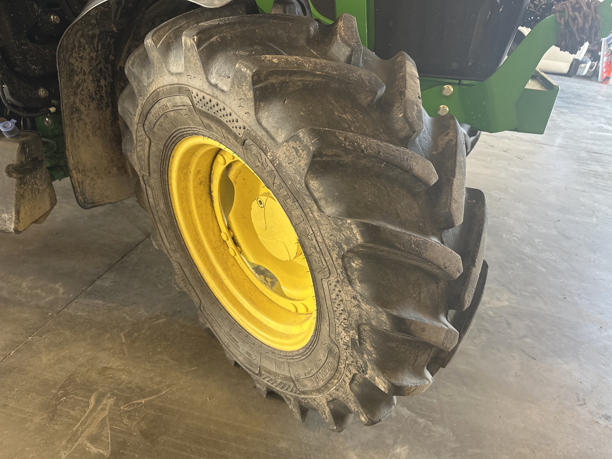 2023 John Deere 6120M Image 12