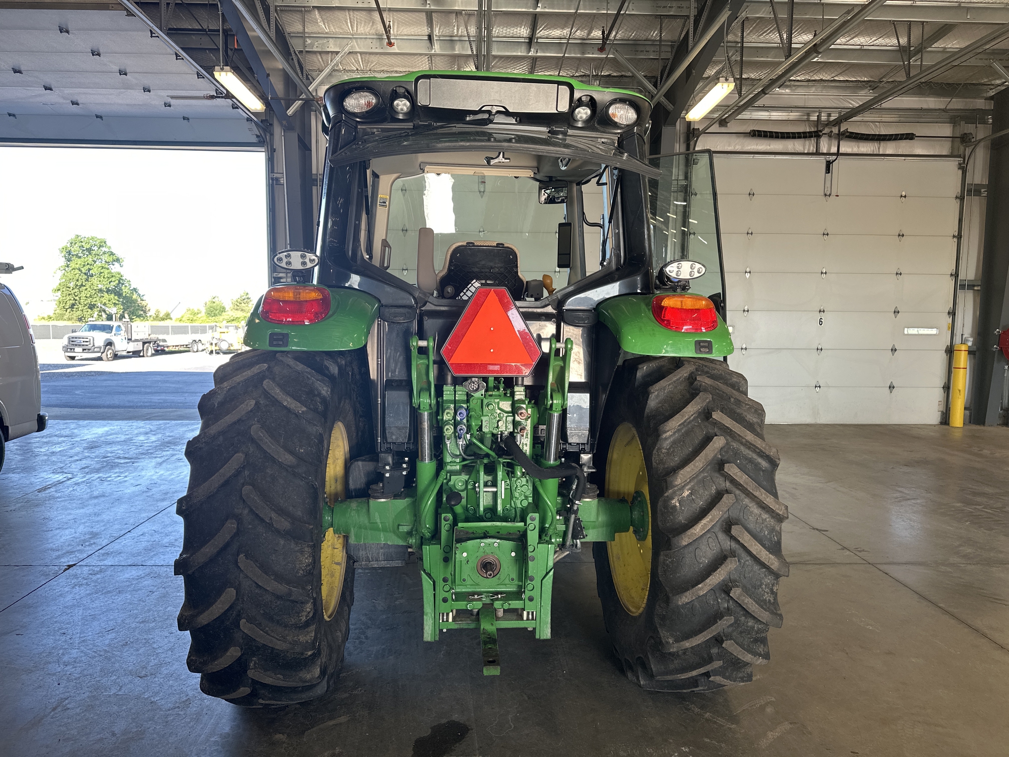 2023 John Deere 6120M Image 4