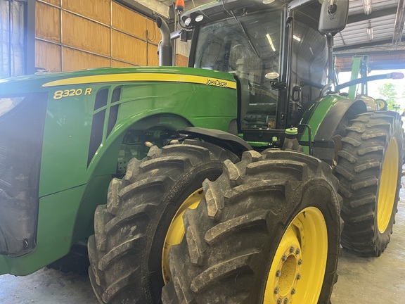 Photo of 2014 John Deere 8320R