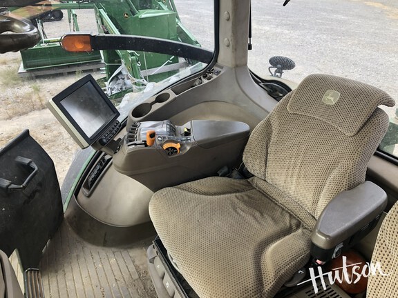 Photo of 2014 John Deere 8320R