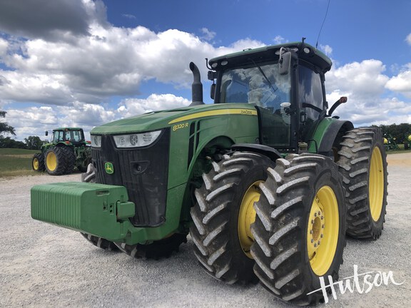 Photo of 2014 John Deere 8320R