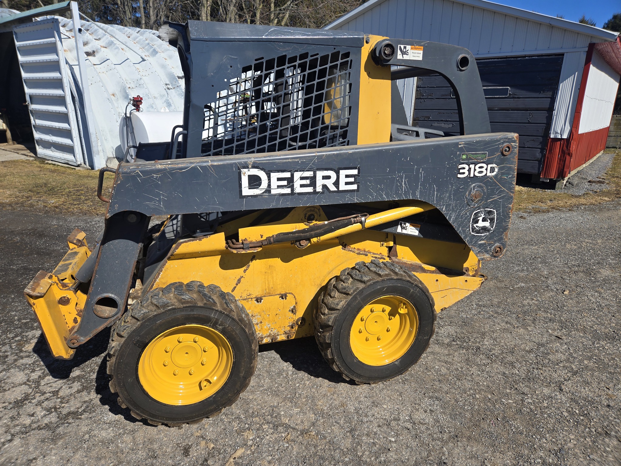 2013 John Deere 318D Image 1