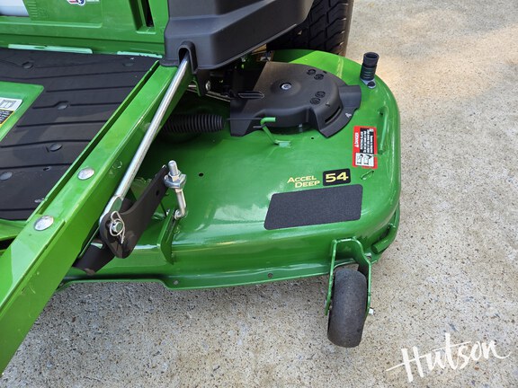 Photo of 2024 John Deere Z530M