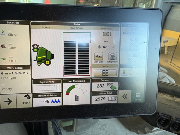 2024 John Deere 561M - Photo13