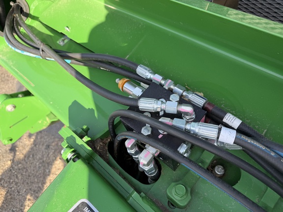 2024 John Deere 561M - Photo17