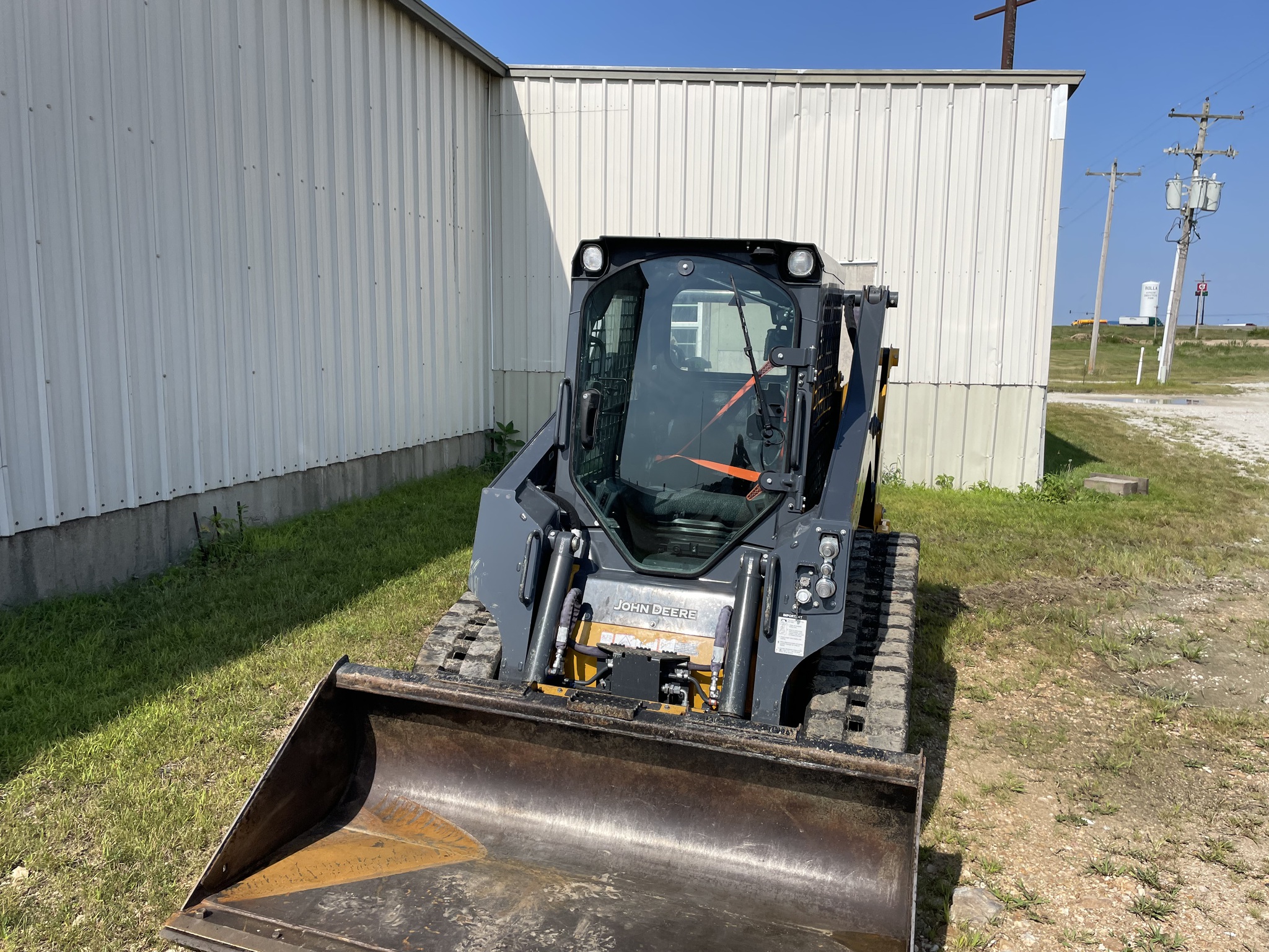  2024 John Deere 317G at Heritage Tractor in Rolla, MO