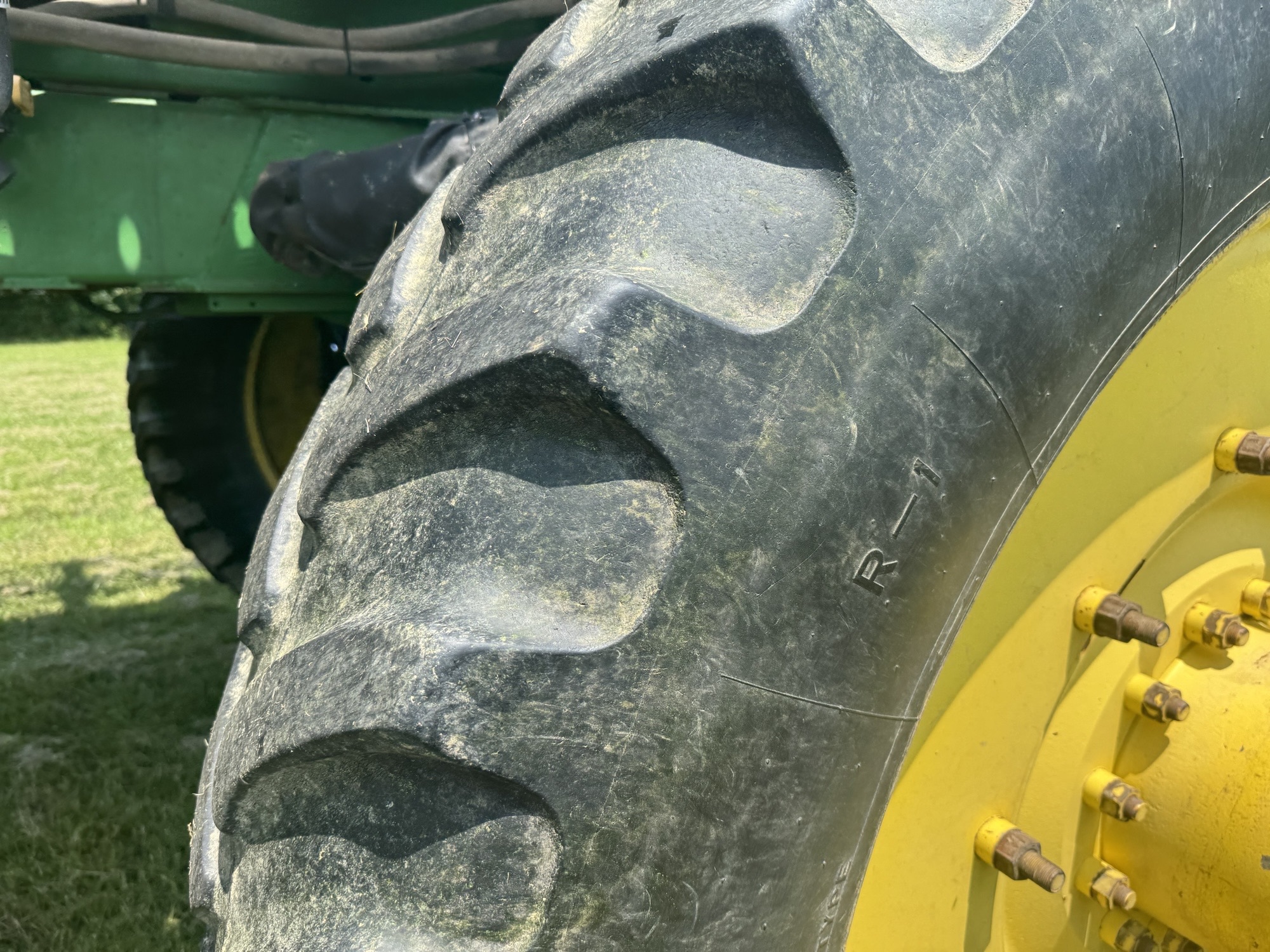 2008 John Deere 4930 Image 12