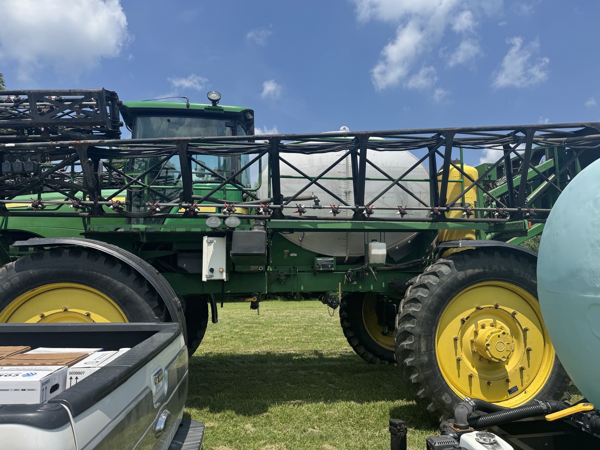 2008 John Deere 4930 Image 4