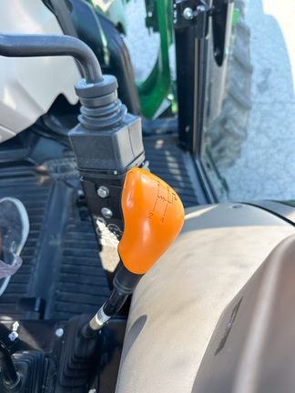 2024 John-Deere 5075E