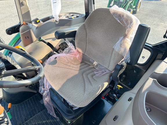 2024 John-Deere 5075E