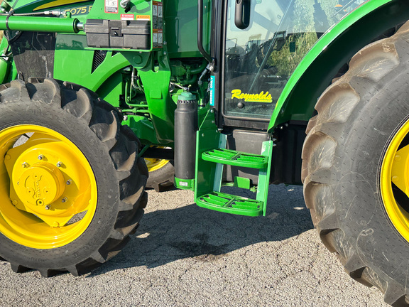 2024 John-Deere 5075E