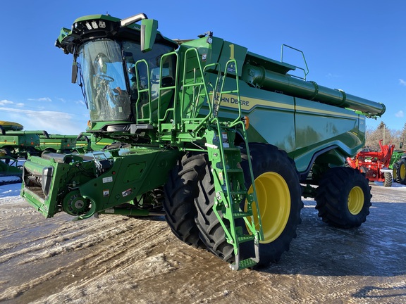 2022 John Deere X9 1000