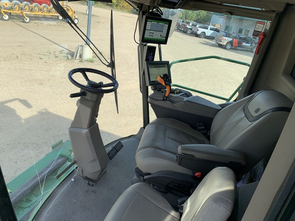 2022 John Deere X9 1000