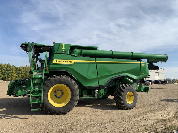 2022 John Deere X9 1000