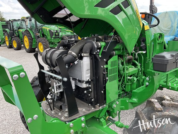 Photo of 2024 John Deere 5050E