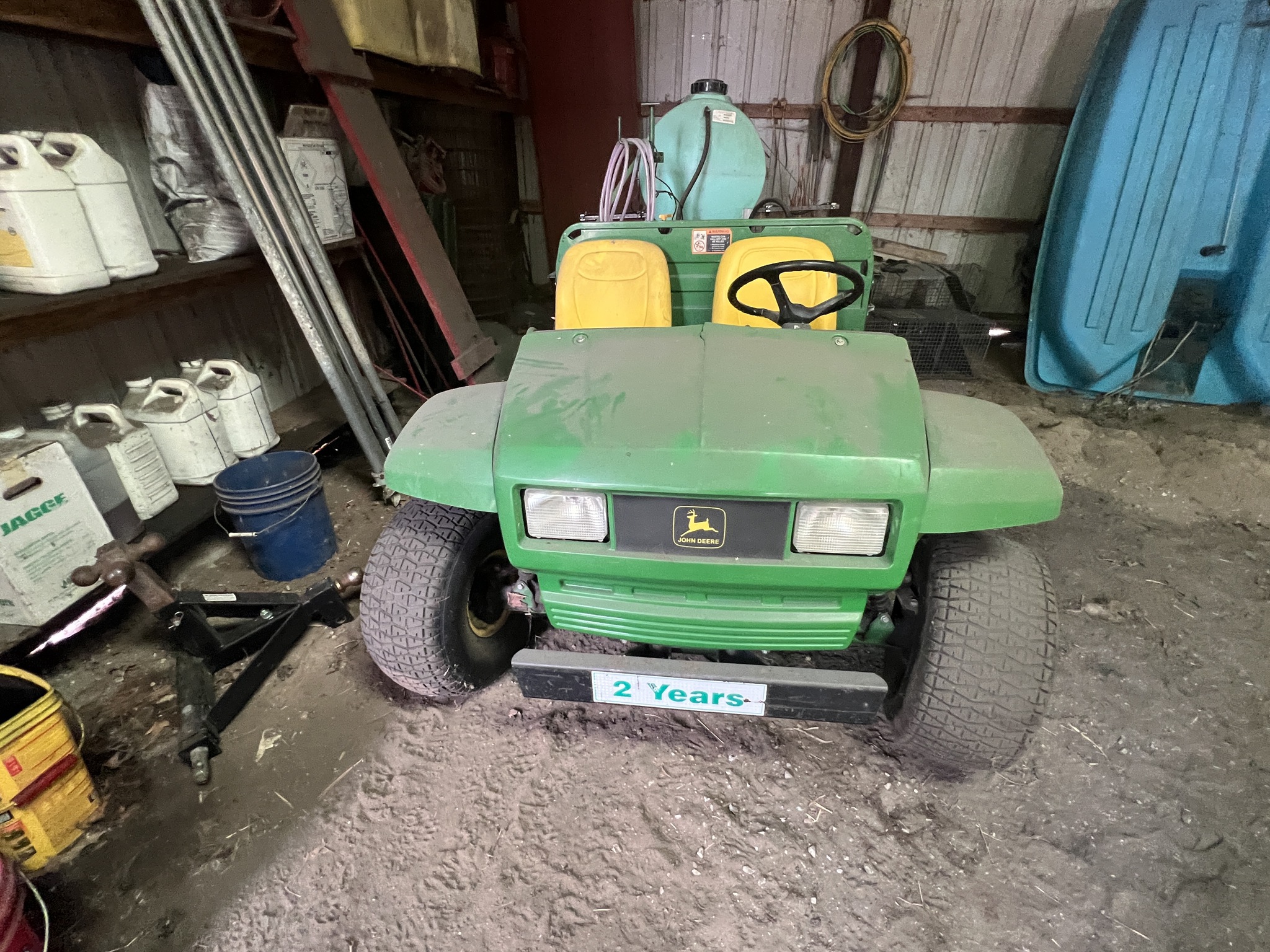 1995 John Deere 4X2 Image 3