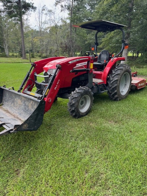 2021 Massey Ferguson 2860E Image 1