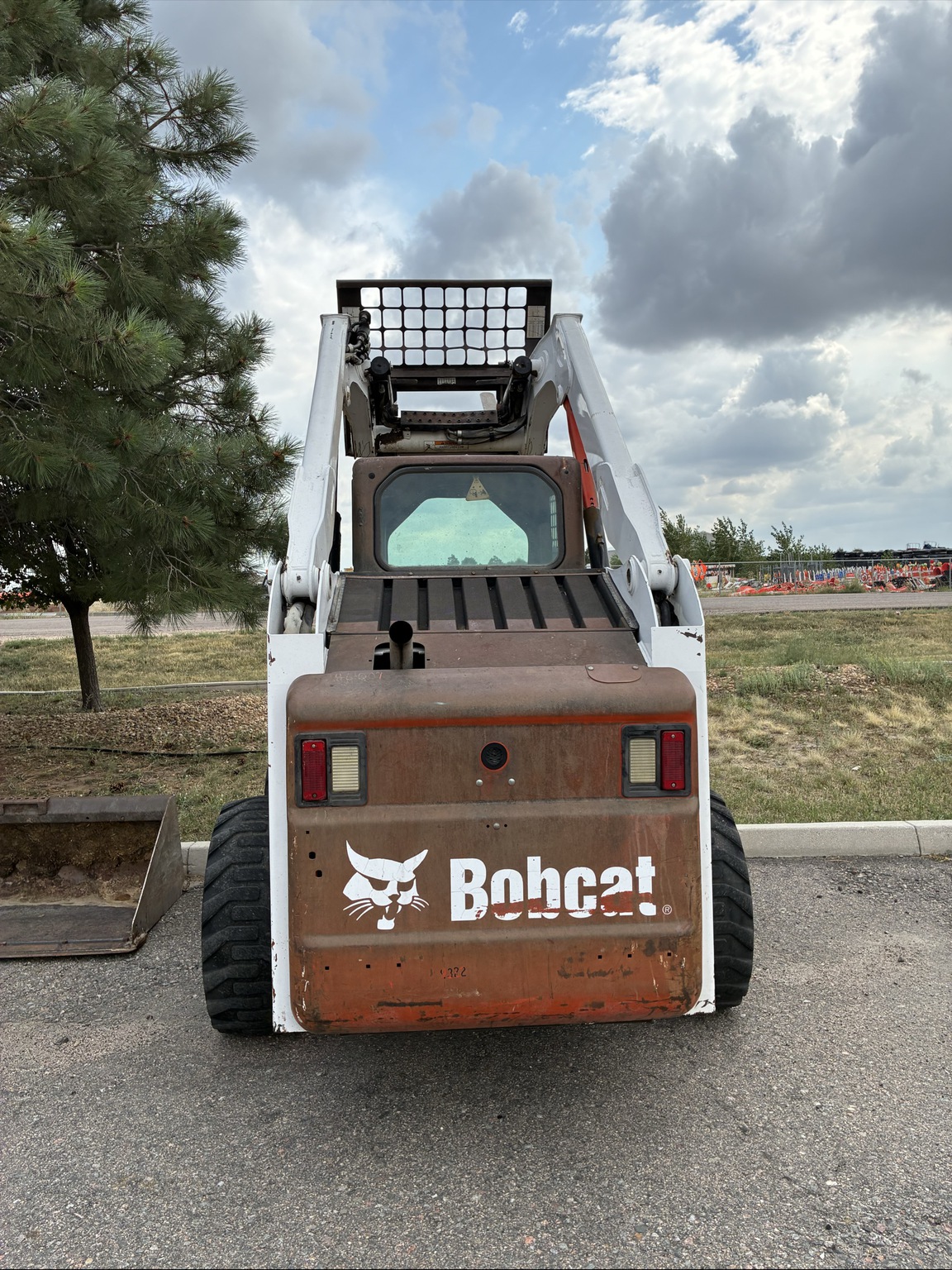 Bobcat S220 Image 2