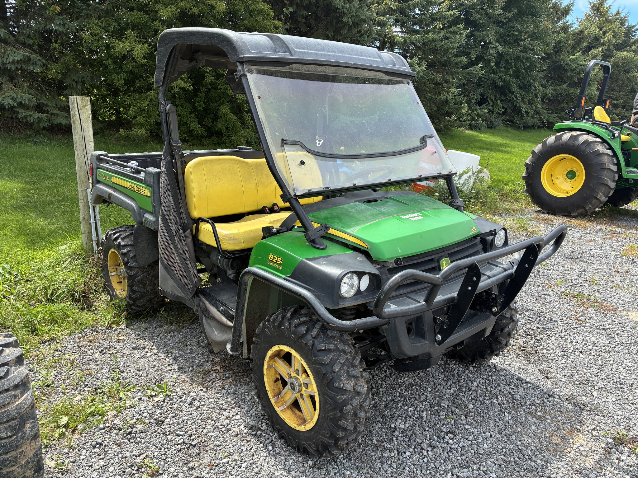 2015 John Deere XUV 825i Power Steering Image 1