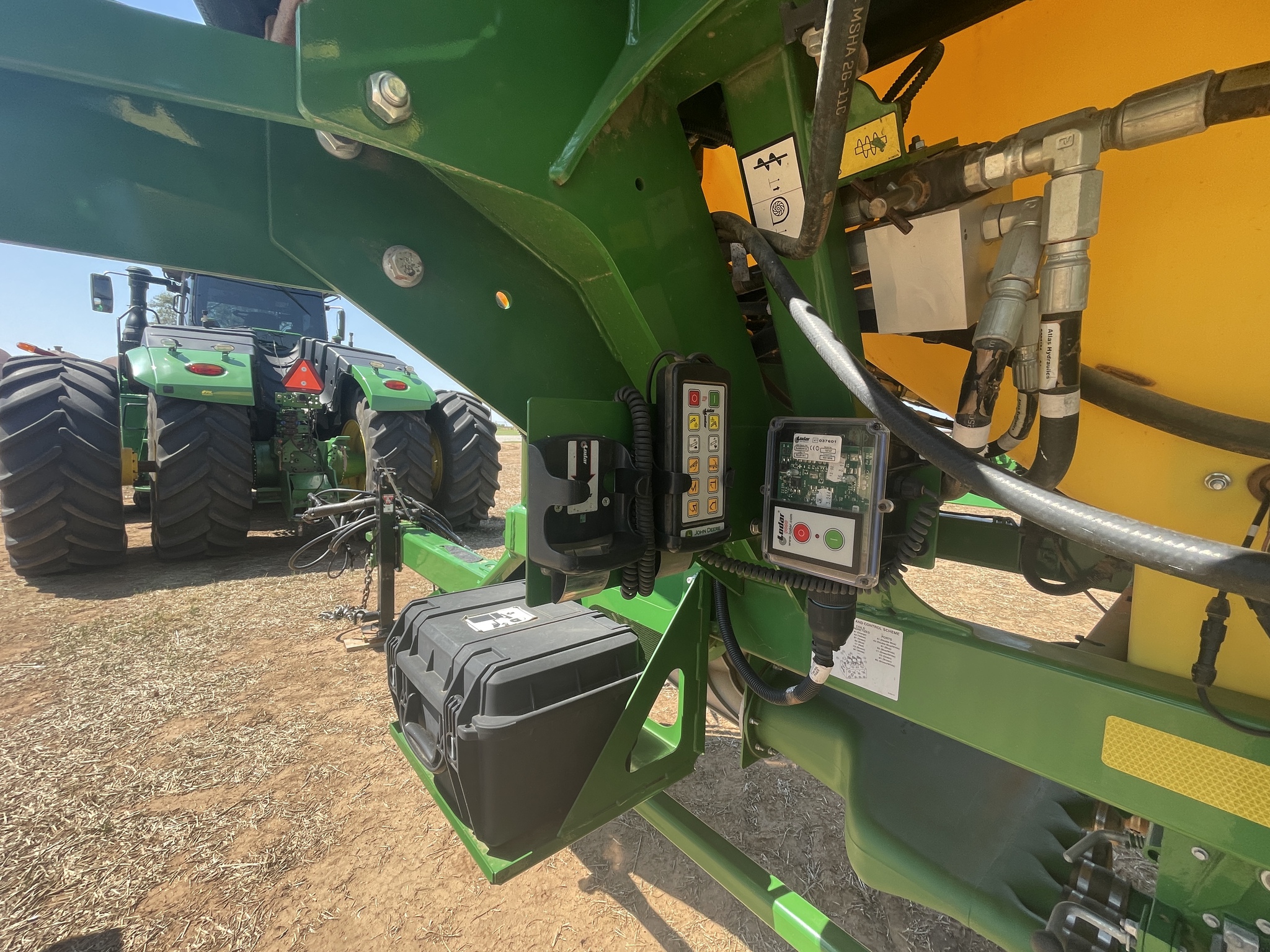 2016 John Deere 730 Image 7