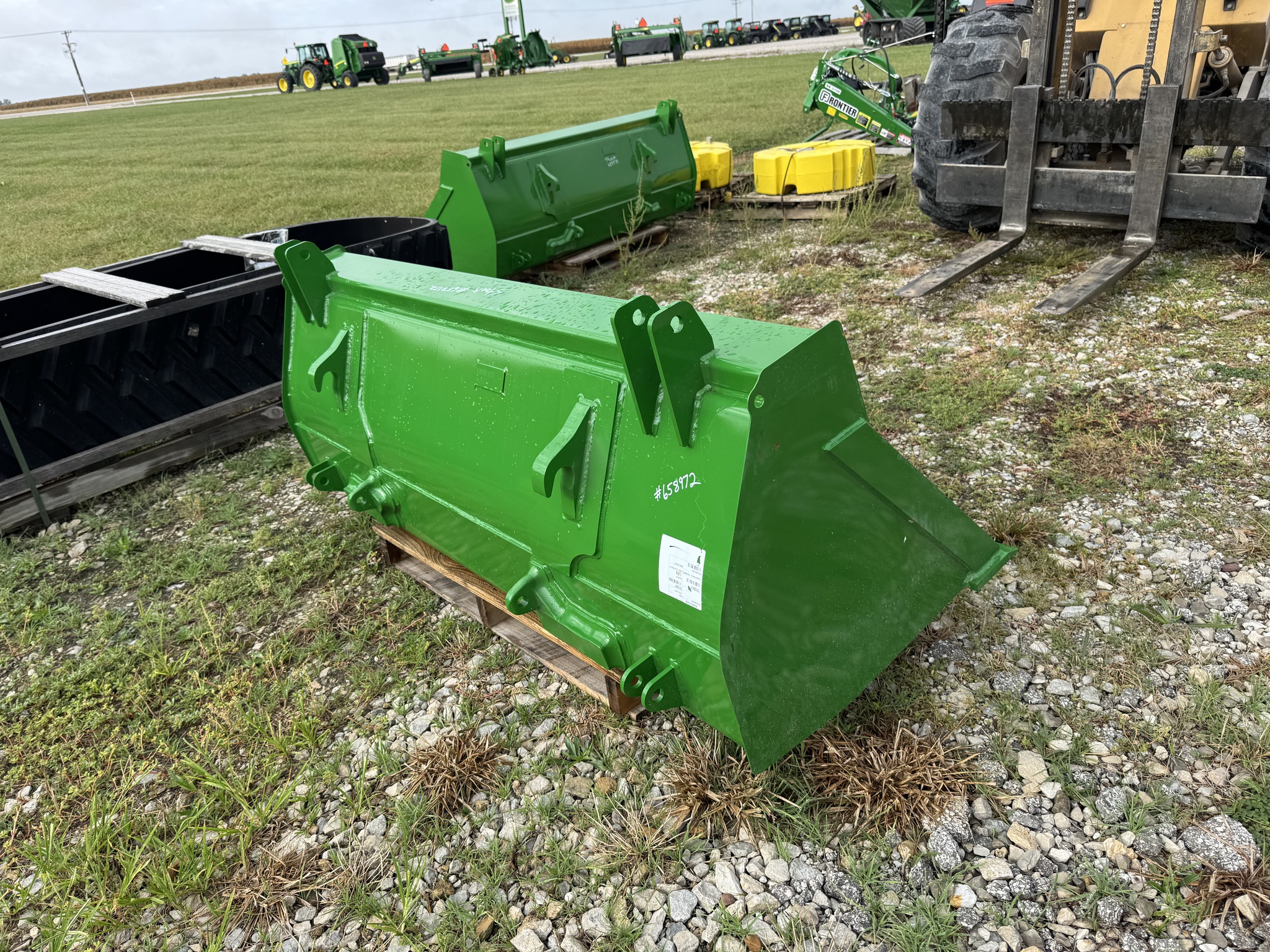 2025 John Deere BXX10587 at Heritage Tractor in Quincy, IL