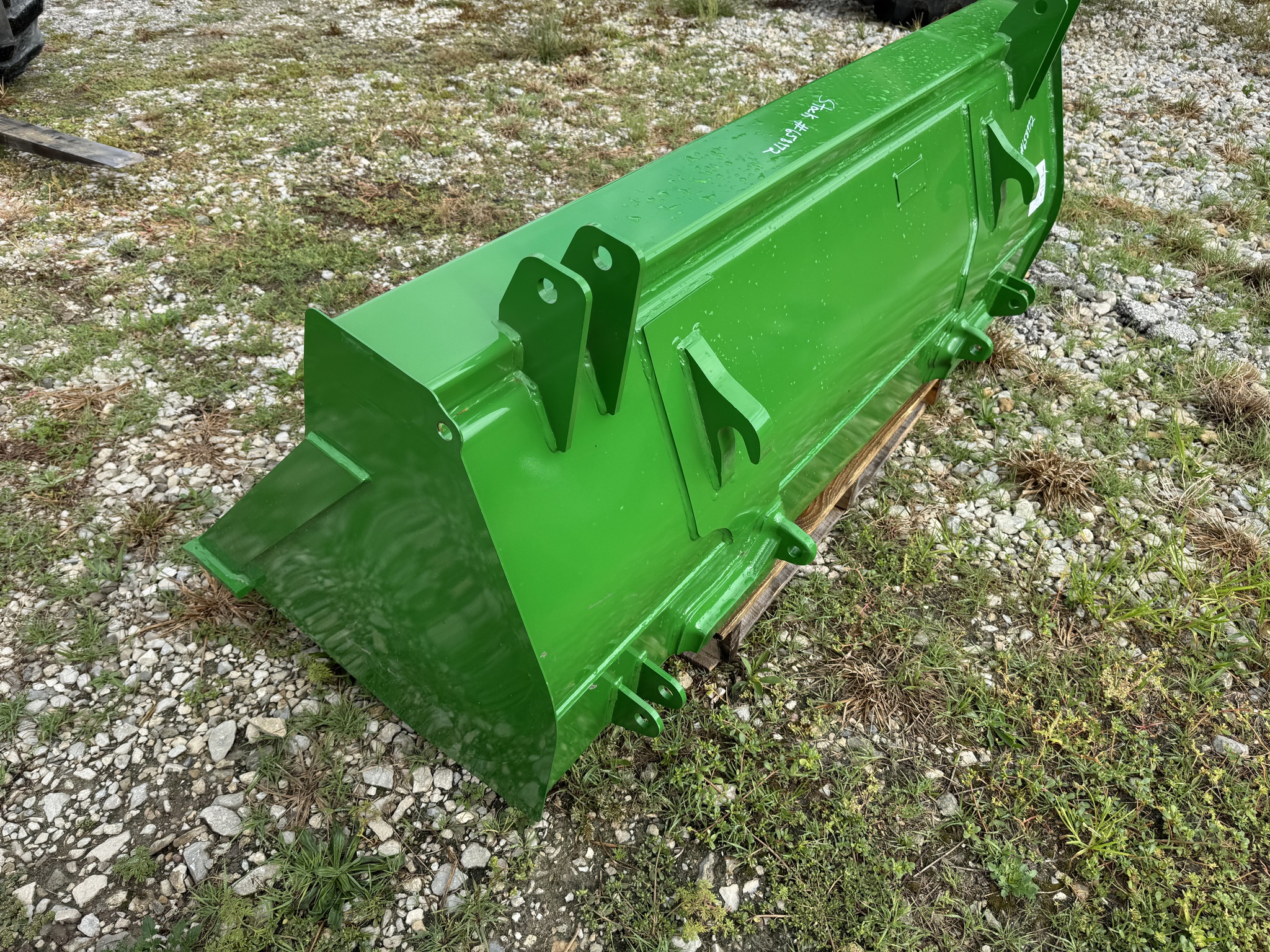  2025 John Deere BXX10587 at Heritage Tractor in Quincy, IL