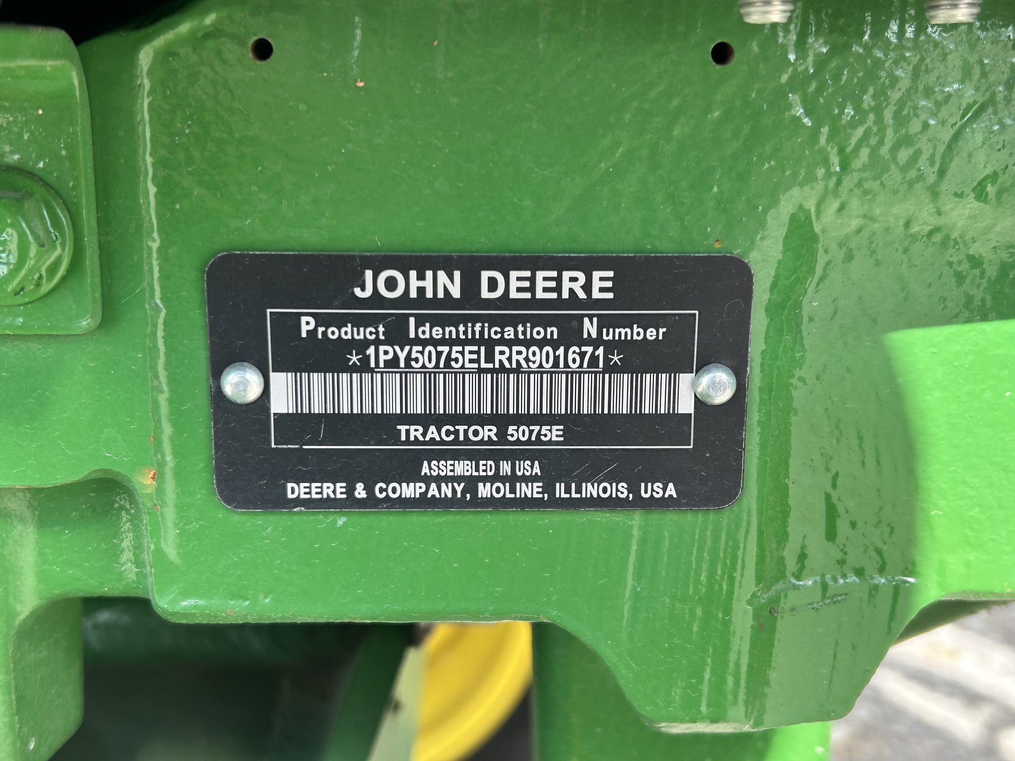  2024 John Deere 5075E at Heritage Tractor in Carthage, IL
