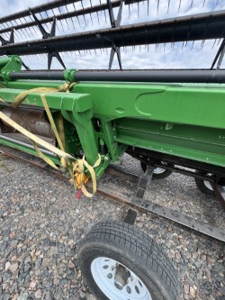 2011 John Deere 635D Image 6