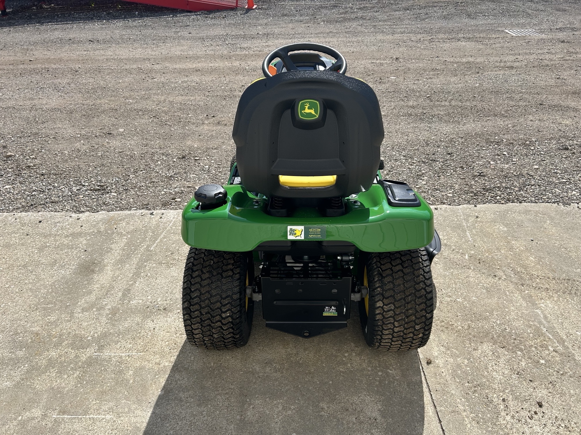 2025 John Deere X350 Image 5
