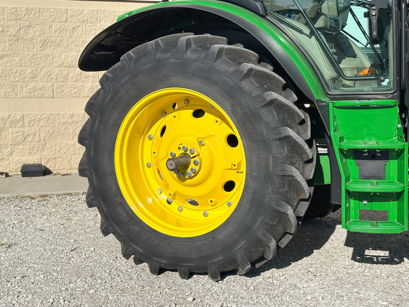 2024 John-Deere 6R 130