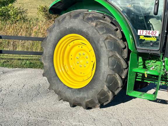 2024 John-Deere 5100E