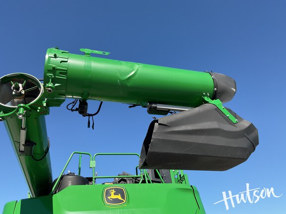 Photo of 2023 John Deere X9 1000