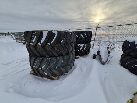 Used 2021 John Deere R4060 Self Propelled Sprayers at Horizon Ag & Turf in St. Paul, AB - Photo25
