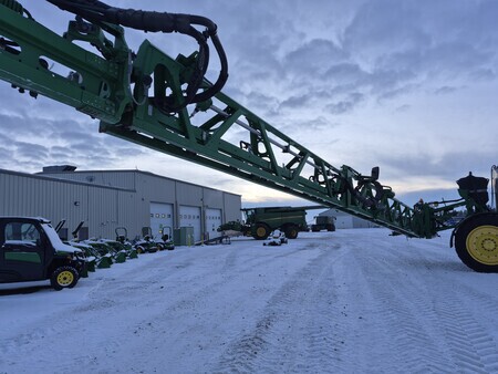 Used 2021 John Deere R4060 Self Propelled Sprayers at Horizon Ag & Turf in St. Paul, AB - Photo7