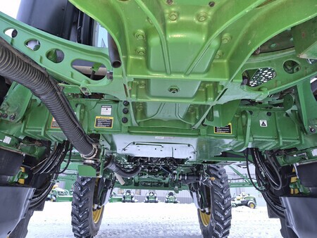 Used 2021 John Deere R4060 Self Propelled Sprayers at Horizon Ag & Turf in St. Paul, AB - Photo20