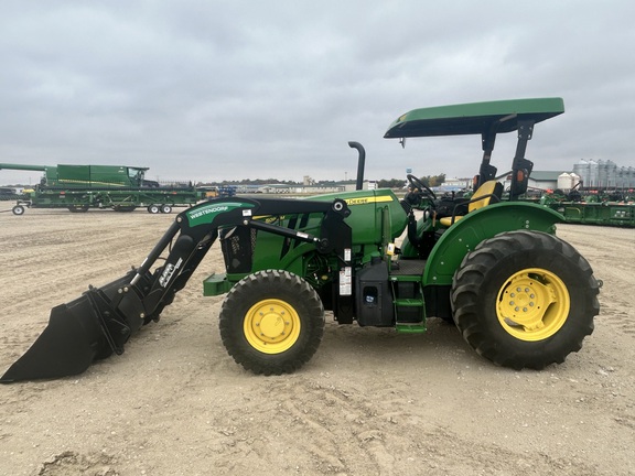 2021 John Deere 5090M (2nd thumbnail)
