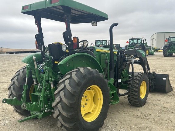2021 John Deere 5090M (5th thumbnail)
