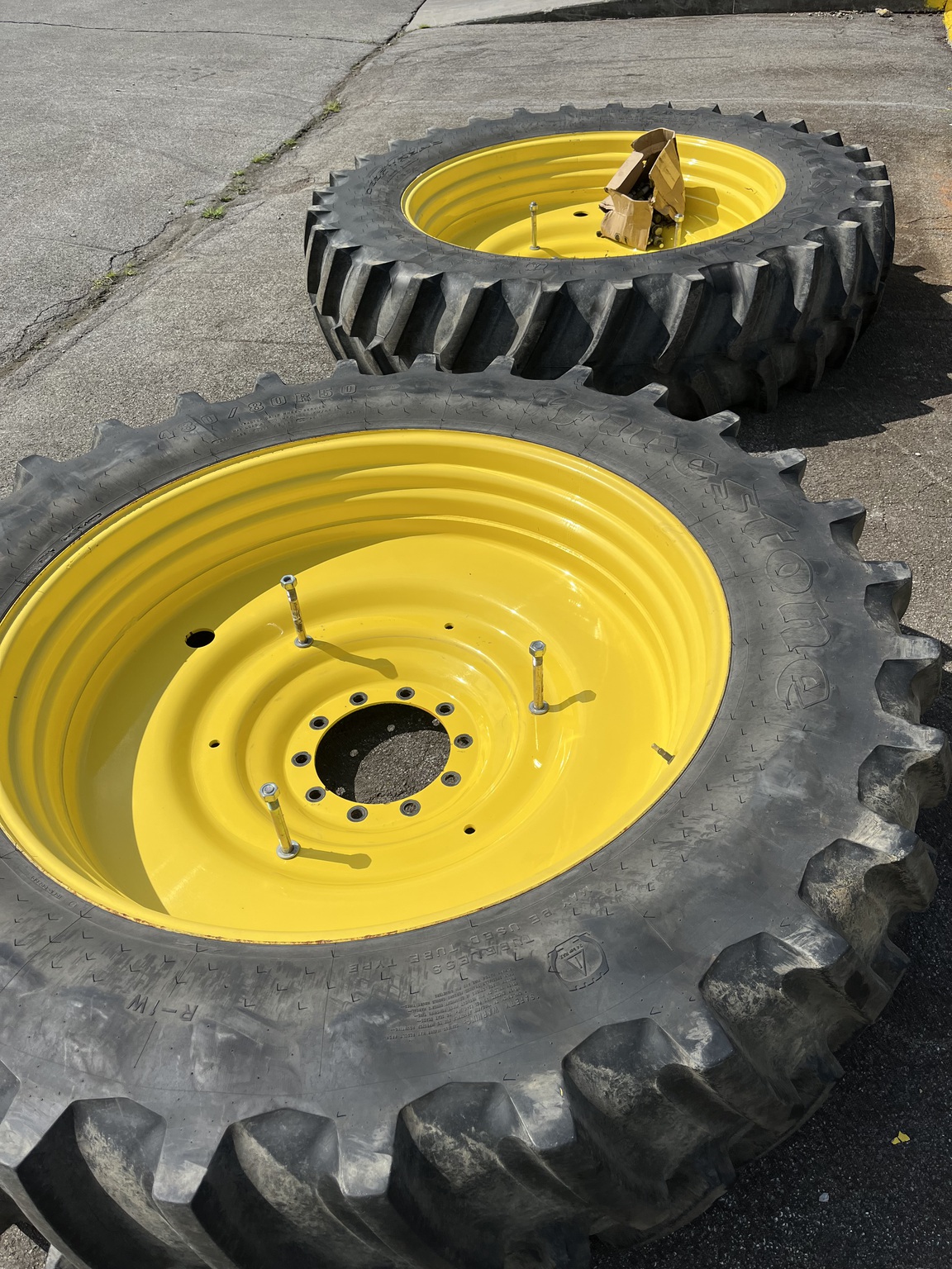 2023 John Deere 8R 370 Image 15