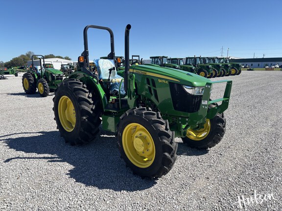 Photo of 2024 John Deere 5075E