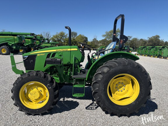 Photo of 2024 John Deere 5075E