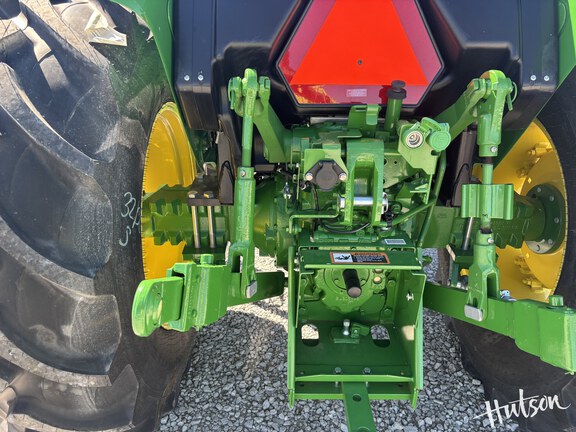 Photo of 2024 John Deere 5075E
