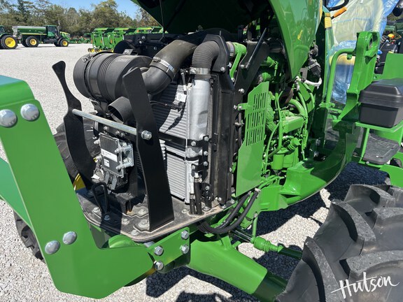 Photo of 2024 John Deere 5075E