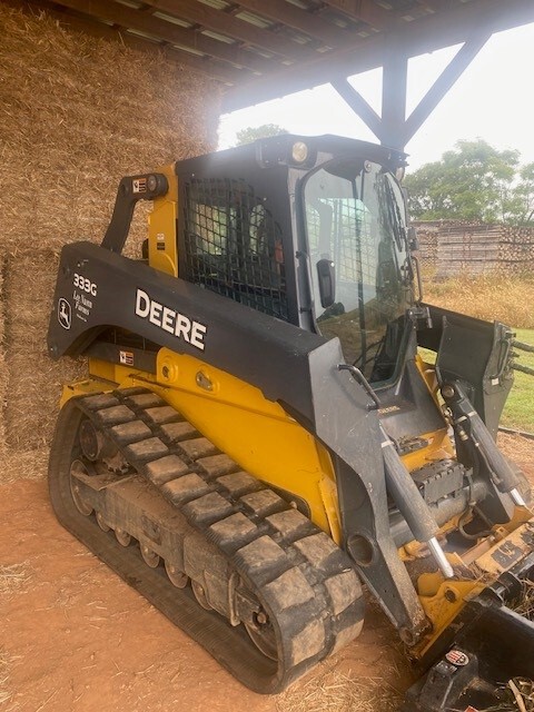 John Deere 333G Image 1