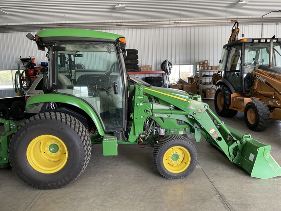 Photo of 2024 John Deere 4075R