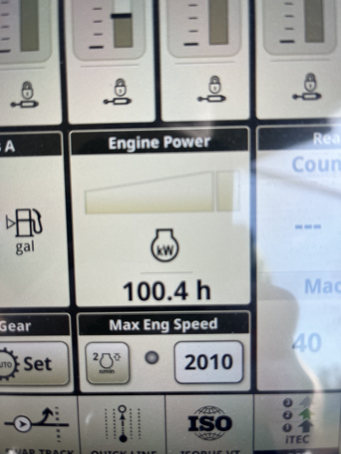 2024 John Deere 8R 250 Image 3